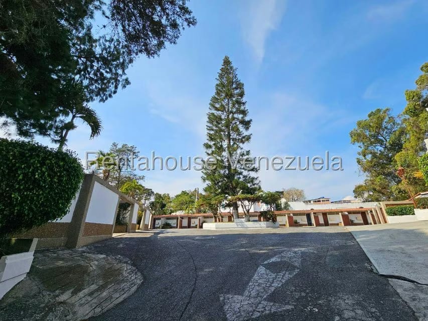 Comercial (Posada) en Venta en El Junquito, Distrito Metropolitano - 102