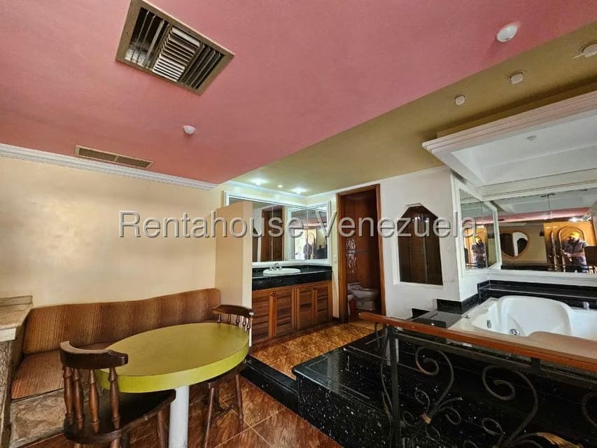 Comercial (Posada) en Venta en El Junquito, Distrito Metropolitano - 19