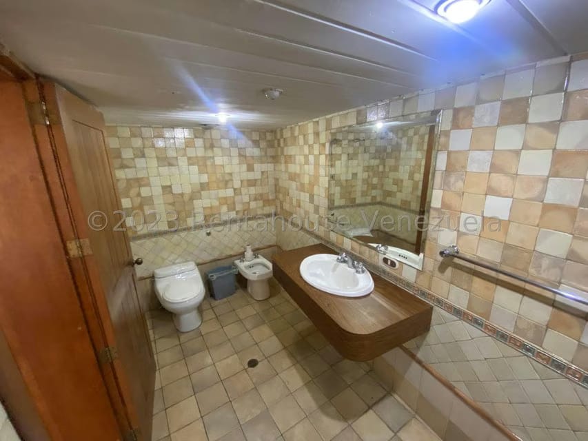 Comercial (Posada) en Venta en El Junquito, Distrito Metropolitano - 48