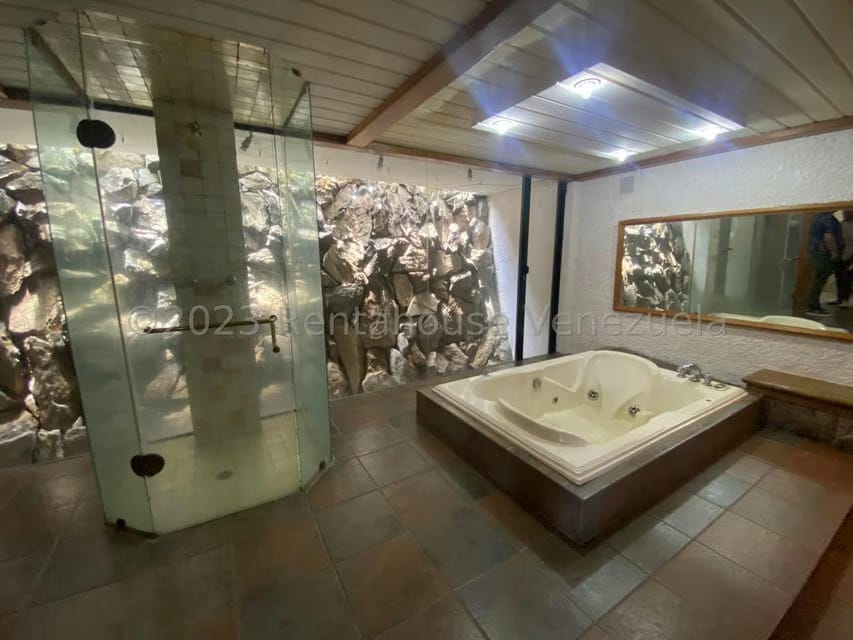 Comercial (Posada) en Venta en El Junquito, Distrito Metropolitano - 51