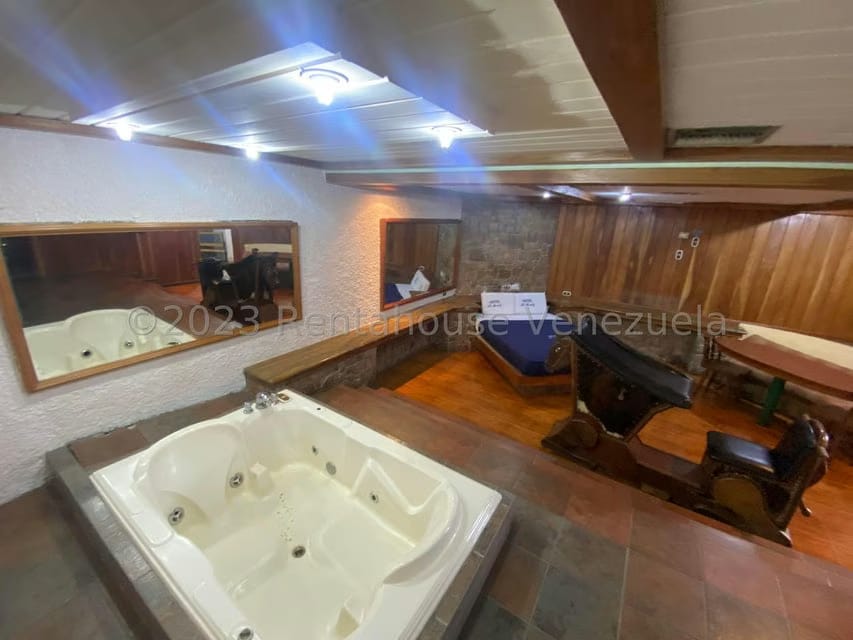 Comercial (Posada) en Venta en El Junquito, Distrito Metropolitano - 53
