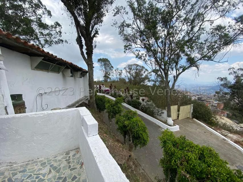 Comercial (Posada) en Venta en El Junquito, Distrito Metropolitano - 71