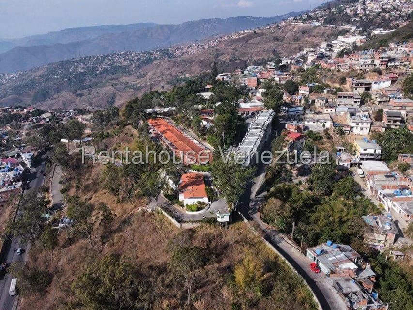Comercial (Posada) en Venta en El Junquito, Distrito Metropolitano - 95