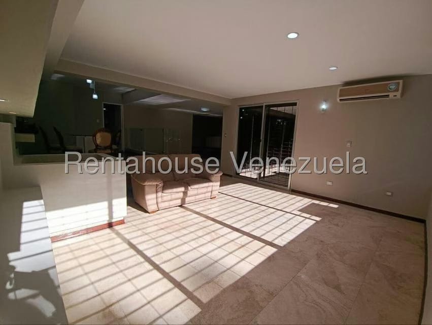 Apartamento (1 Nivel) en Venta en La Castellana, Distrito Metropolitano - 14