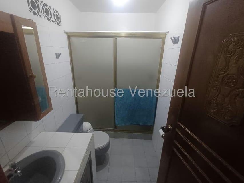 Casa (Multipes Niveles) en Venta en Catia, Distrito Metropolitano - 18