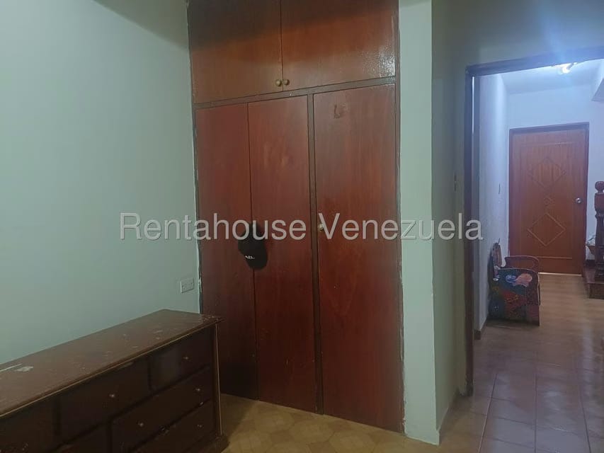 Casa (Multipes Niveles) en Venta en Catia, Distrito Metropolitano - 23