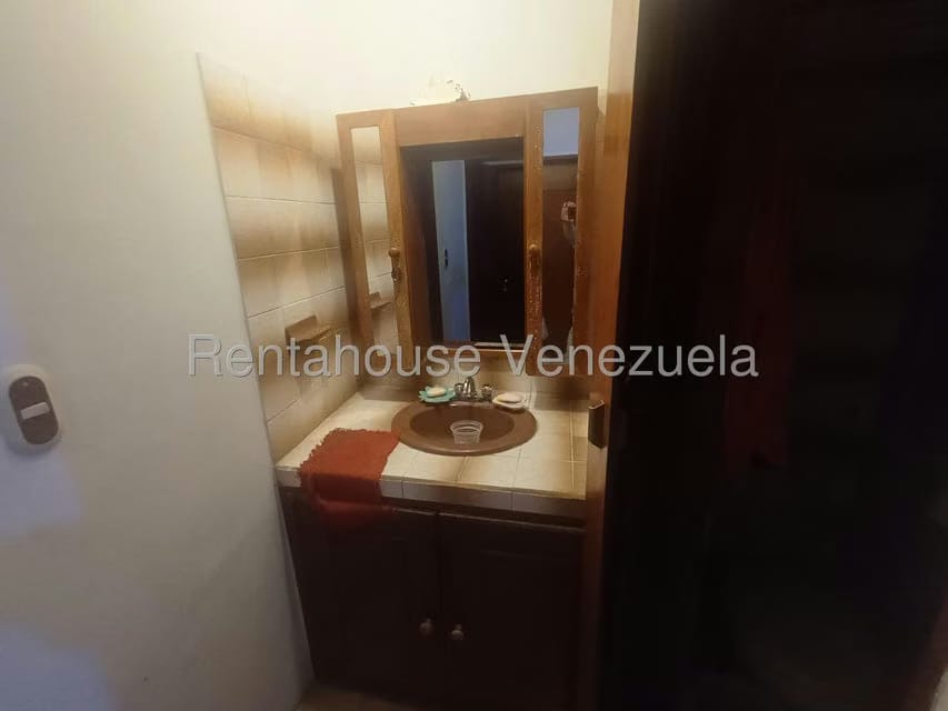 Casa (Multipes Niveles) en Venta en Catia, Distrito Metropolitano - 29