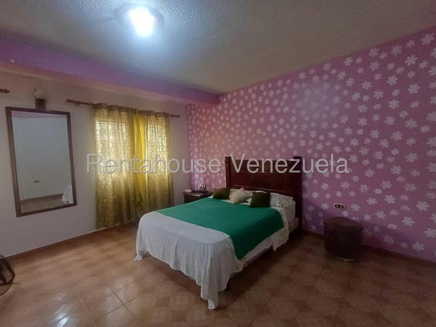 Casa (Multipes Niveles) en Venta en Catia, Distrito Metropolitano - 34