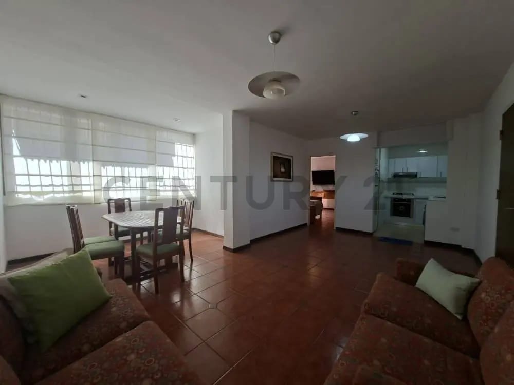 Alquiler de apartamento de 52 m² en Los Palos Grandes. ¡Ubicación insuperable!" - 2
