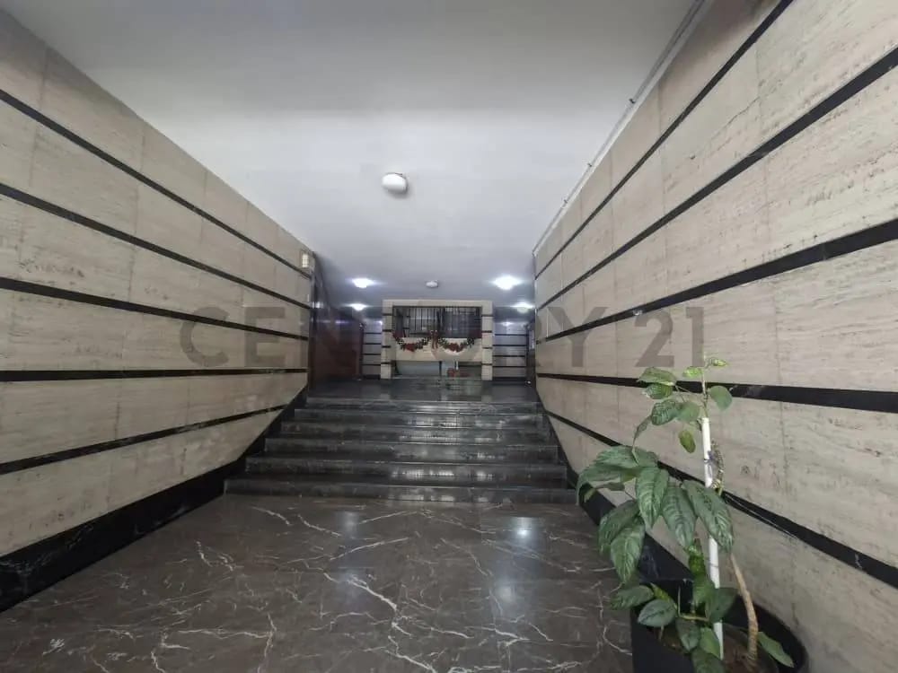 Alquiler de apartamento de 52 m² en Los Palos Grandes. ¡Ubicación insuperable!" - 8