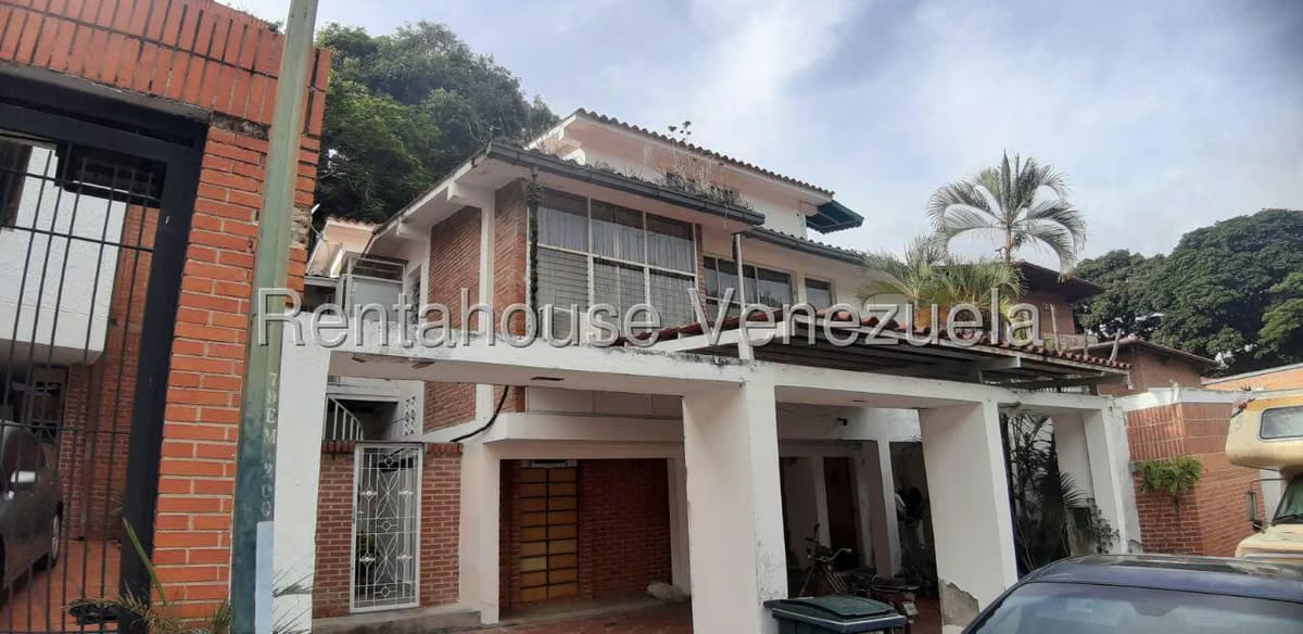 Casa (Multipes Niveles) en Venta en Santa Sofia, Distrito Metropolitano
