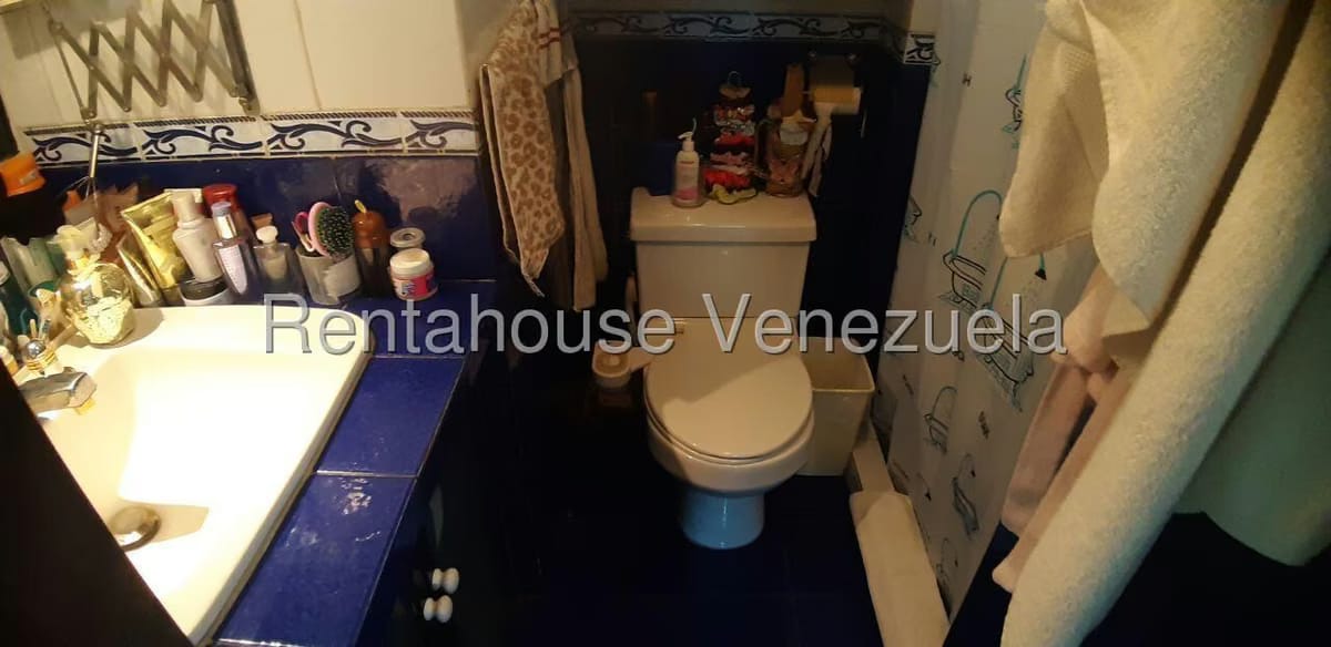 Casa (Multipes Niveles) en Venta en Santa Sofia, Distrito Metropolitano - 102