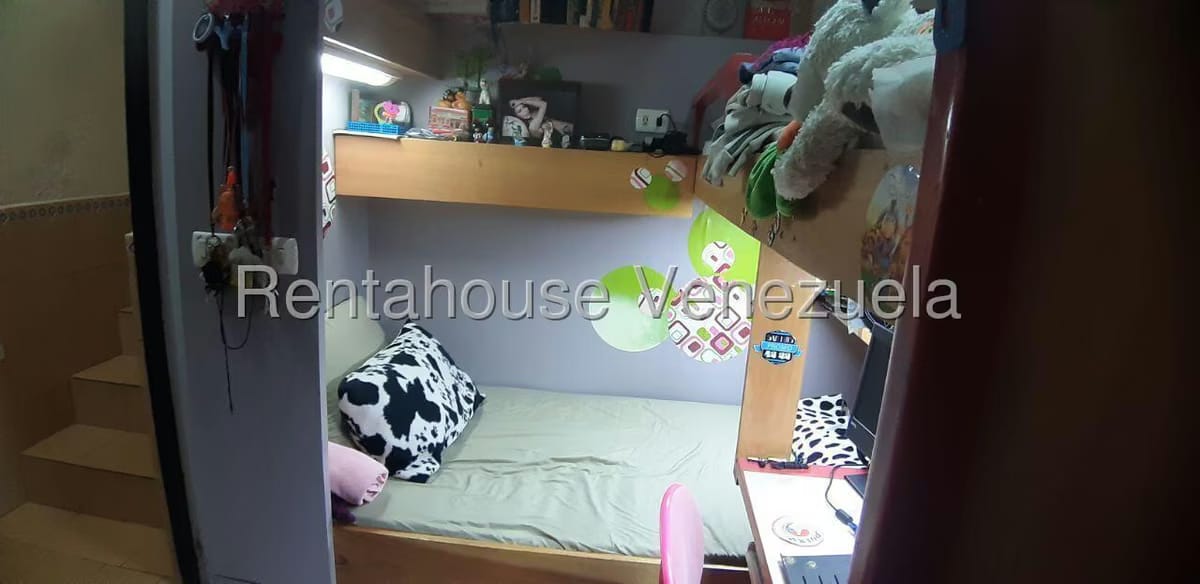 Casa (Multipes Niveles) en Venta en Santa Sofia, Distrito Metropolitano - 108