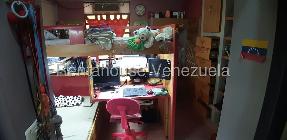 Casa (Multipes Niveles) en Venta en Santa Sofia, Distrito Metropolitano - 109