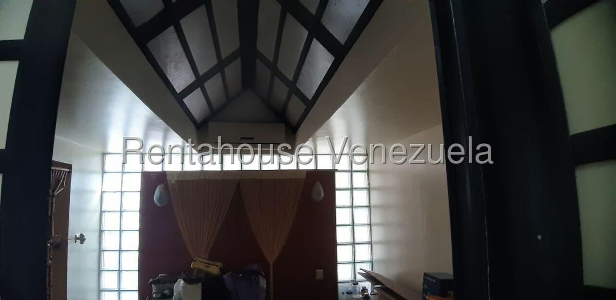 Casa (Multipes Niveles) en Venta en Santa Sofia, Distrito Metropolitano - 113