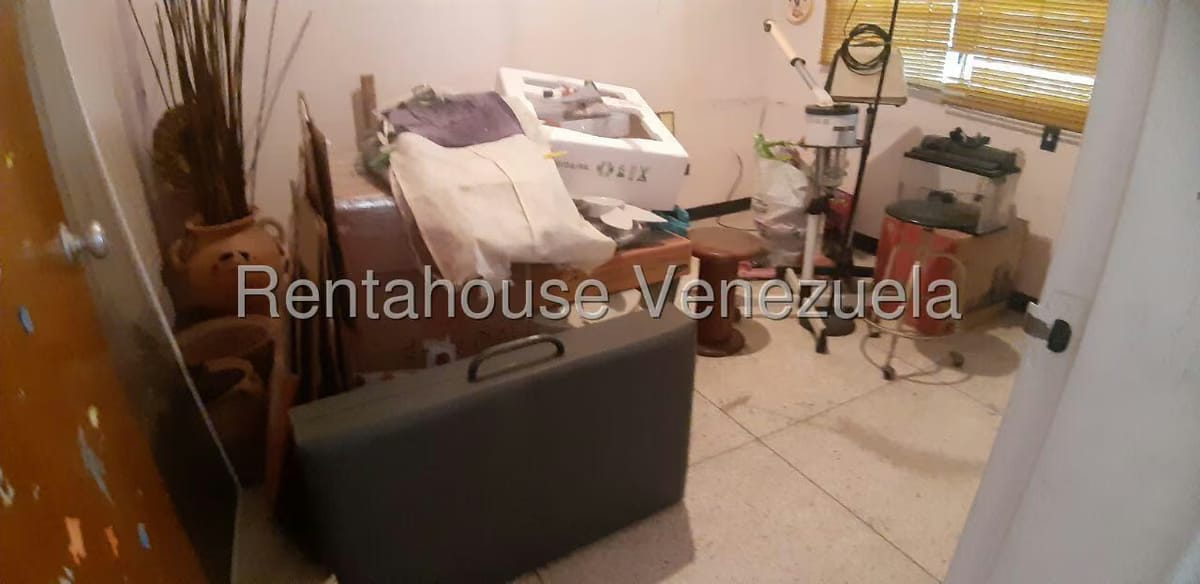 Casa (Multipes Niveles) en Venta en Santa Sofia, Distrito Metropolitano - 15