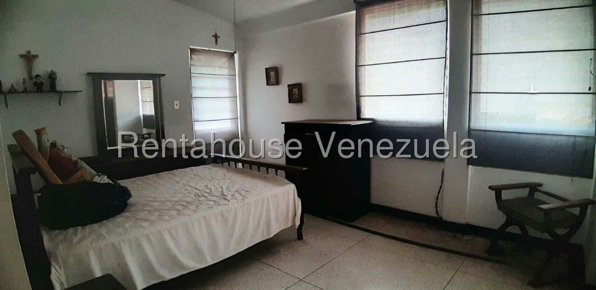 Casa (Multipes Niveles) en Venta en Santa Sofia, Distrito Metropolitano - 23