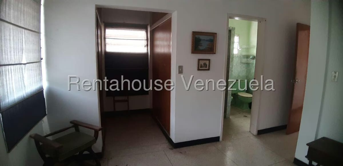Casa (Multipes Niveles) en Venta en Santa Sofia, Distrito Metropolitano - 25