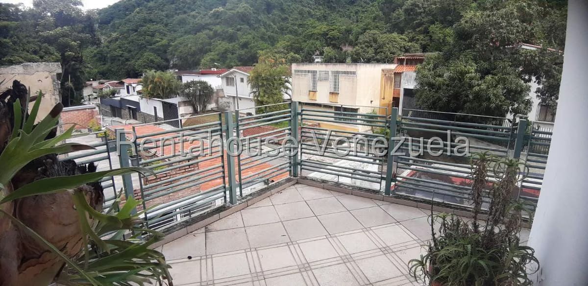 Casa (Multipes Niveles) en Venta en Santa Sofia, Distrito Metropolitano - 38