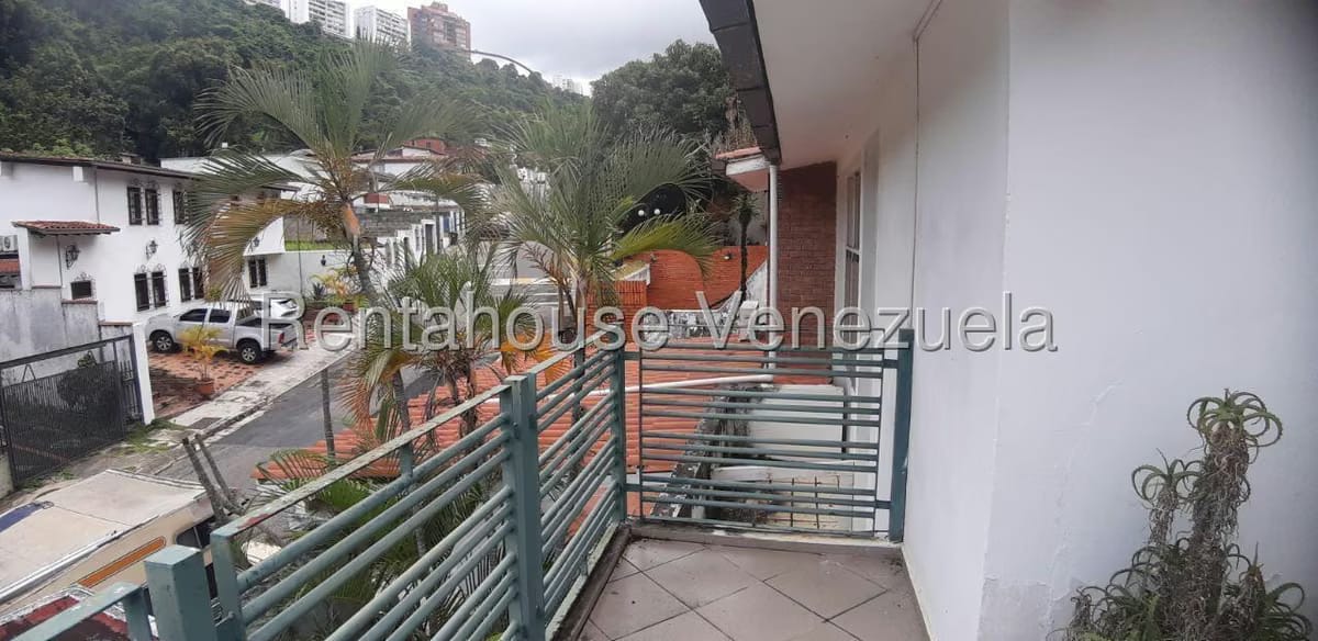 Casa (Multipes Niveles) en Venta en Santa Sofia, Distrito Metropolitano - 39