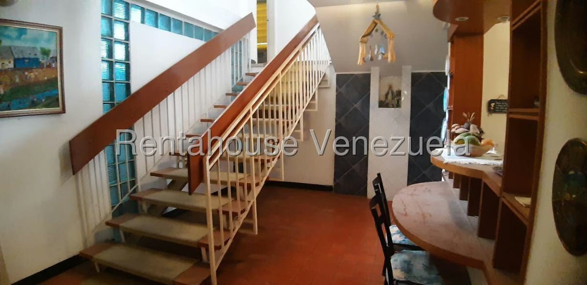 Casa (Multipes Niveles) en Venta en Santa Sofia, Distrito Metropolitano - 5