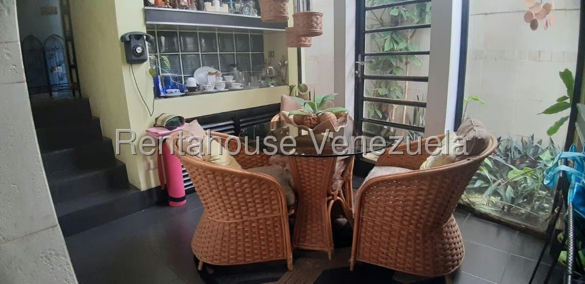 Casa (Multipes Niveles) en Venta en Santa Sofia, Distrito Metropolitano - 87