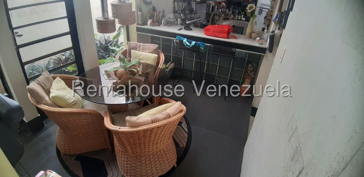 Casa (Multipes Niveles) en Venta en Santa Sofia, Distrito Metropolitano - 90