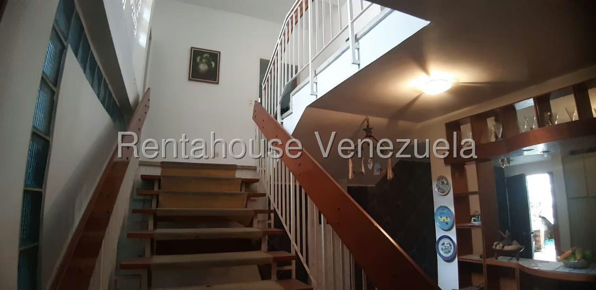 Casa (Multipes Niveles) en Venta en Santa Sofia, Distrito Metropolitano - 10