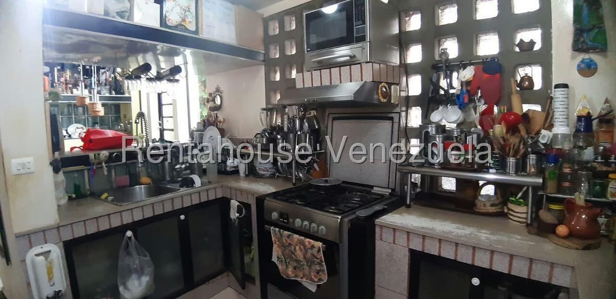 Casa (Multipes Niveles) en Venta en Santa Sofia, Distrito Metropolitano - 95