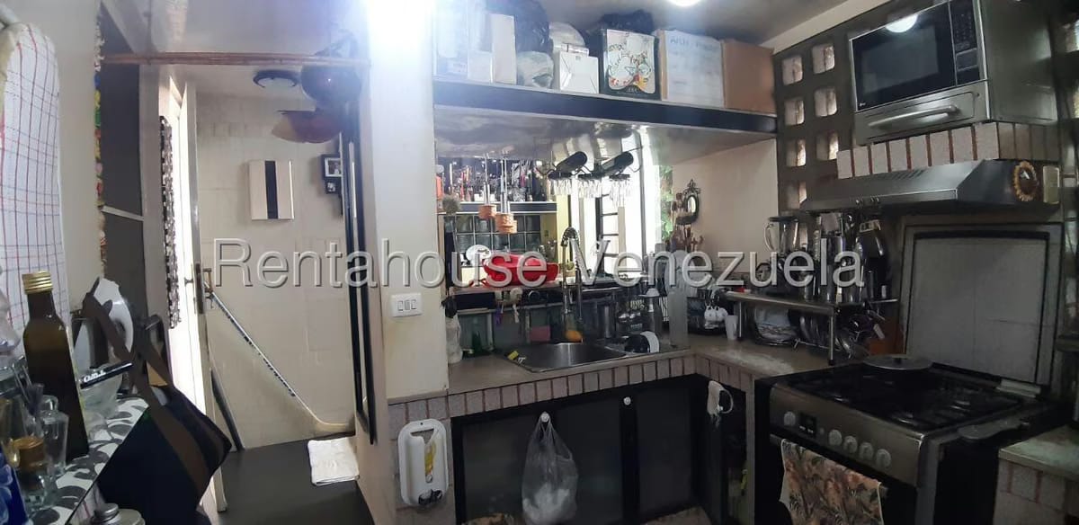 Casa (Multipes Niveles) en Venta en Santa Sofia, Distrito Metropolitano - 96