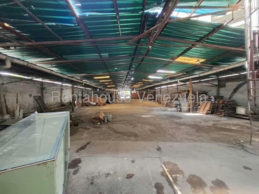 Comercial (Galpon - Deposito) en Alquiler en Zona Centro, Aragua - 14