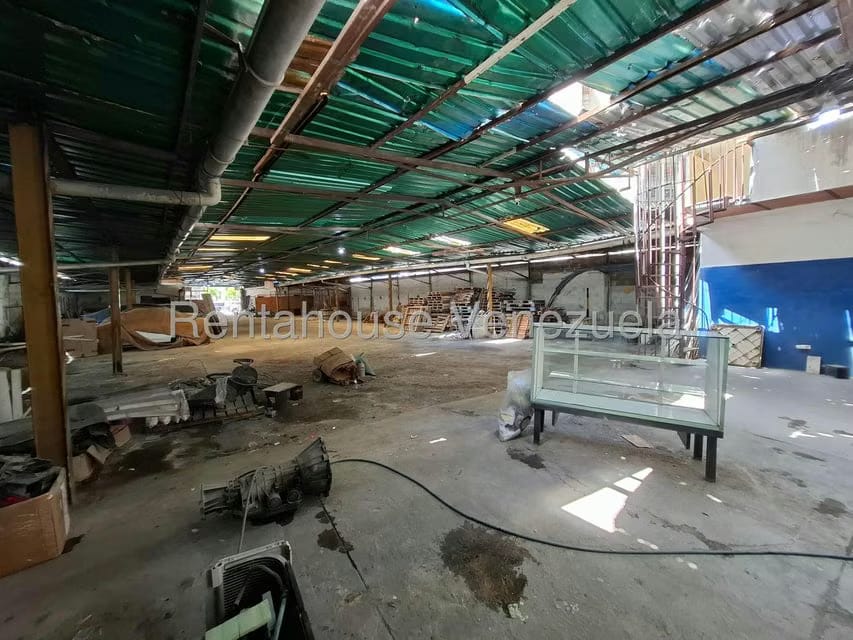 Comercial (Galpon - Deposito) en Alquiler en Zona Centro, Aragua - 16