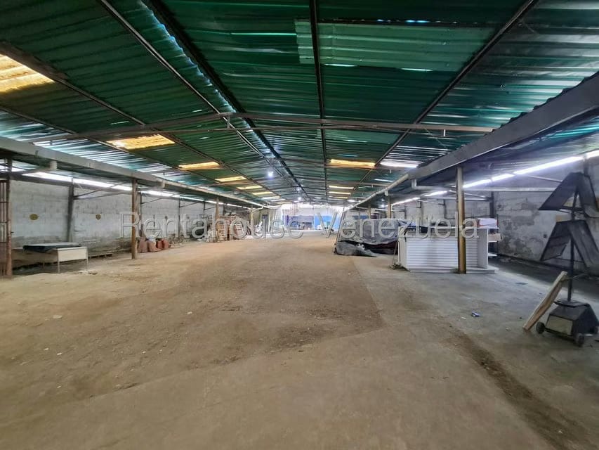 Comercial (Galpon - Deposito) en Alquiler en Zona Centro, Aragua - 26