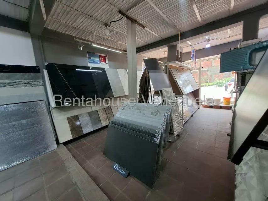 Comercial (Galpon - Deposito) en Alquiler en Zona Centro, Aragua - 36
