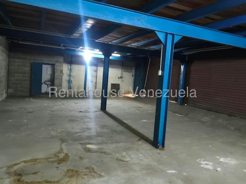 Comercial (Local Comercial) en Alquiler en La Yaguara, Distrito Metropolitano - 8