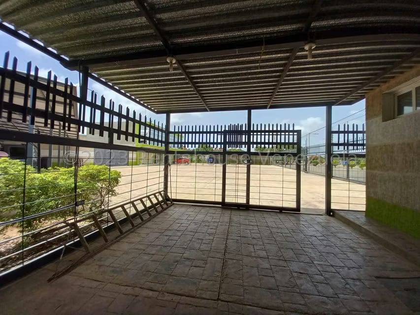 Comercial (Edificio) en Venta en Centro, Falcon - 19