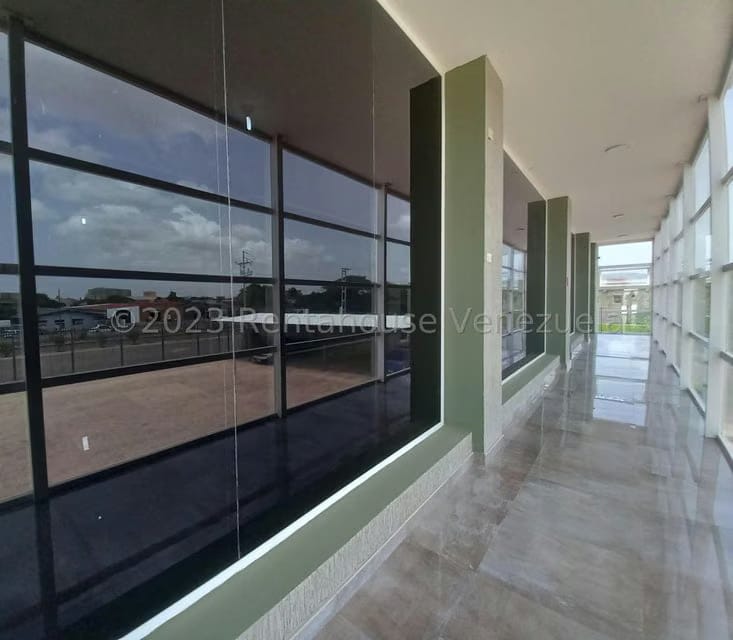 Comercial (Edificio) en Venta en Centro, Falcon - 3