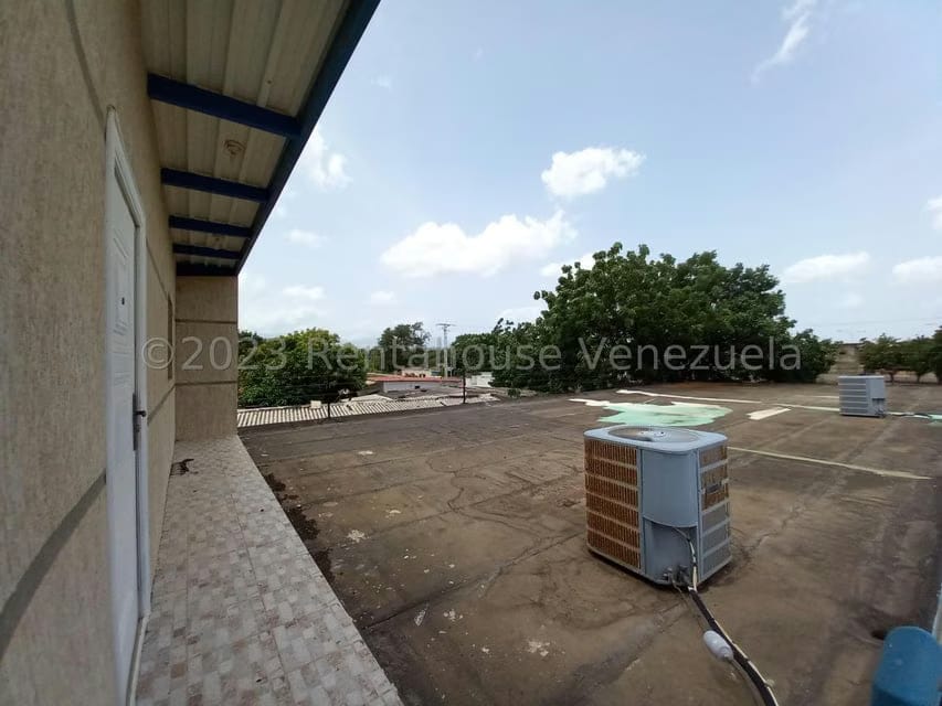 Comercial (Edificio) en Venta en Centro, Falcon - 32