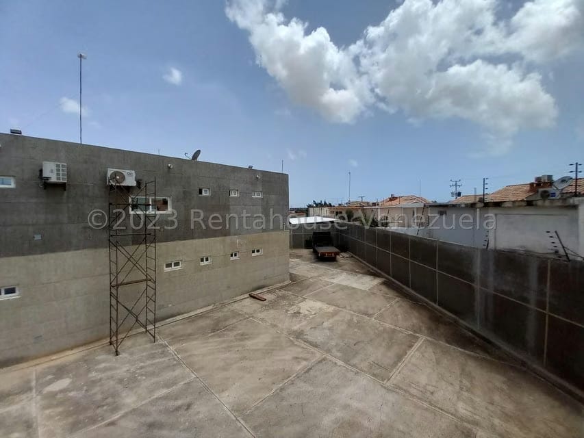 Comercial (Edificio) en Venta en Centro, Falcon - 35