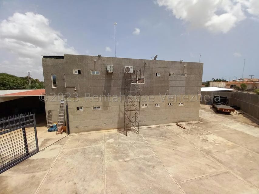Comercial (Edificio) en Venta en Centro, Falcon - 39