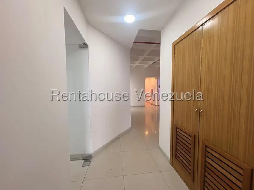 Comercial (Oficina) en Alquiler en 5 de Julio, Zulia - 5