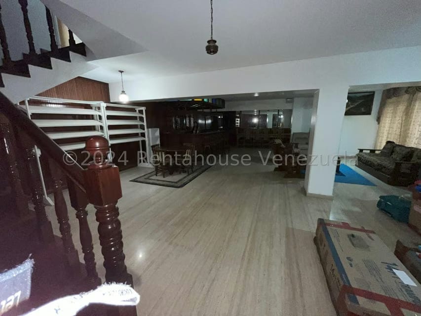 Casa (Multipes Niveles) en Venta en Colinas de Santa Monica, Distrito Metropolitano - 16