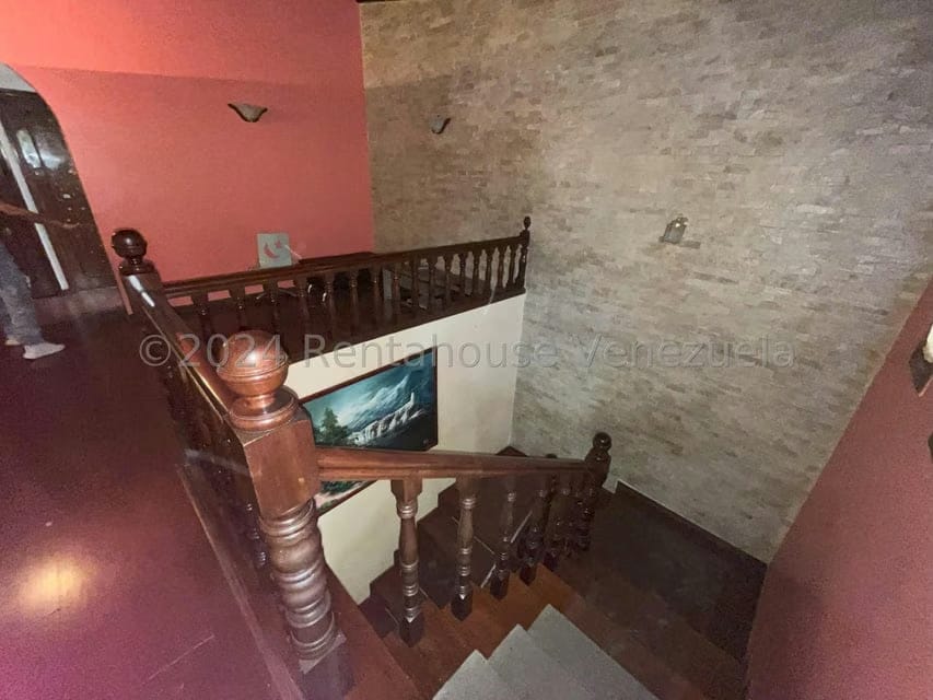 Casa (Multipes Niveles) en Venta en Colinas de Santa Monica, Distrito Metropolitano - 23