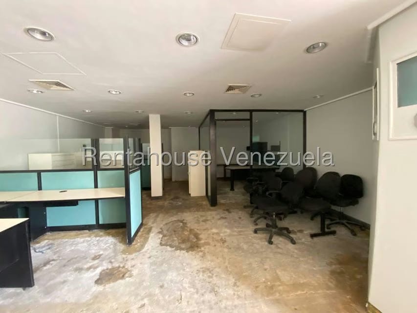 Comercial (Local Comercial) en Alquiler en Avenida El Milagro, Zulia - 5
