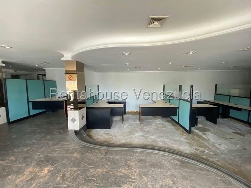 Comercial (Local Comercial) en Alquiler en Avenida El Milagro, Zulia - 8