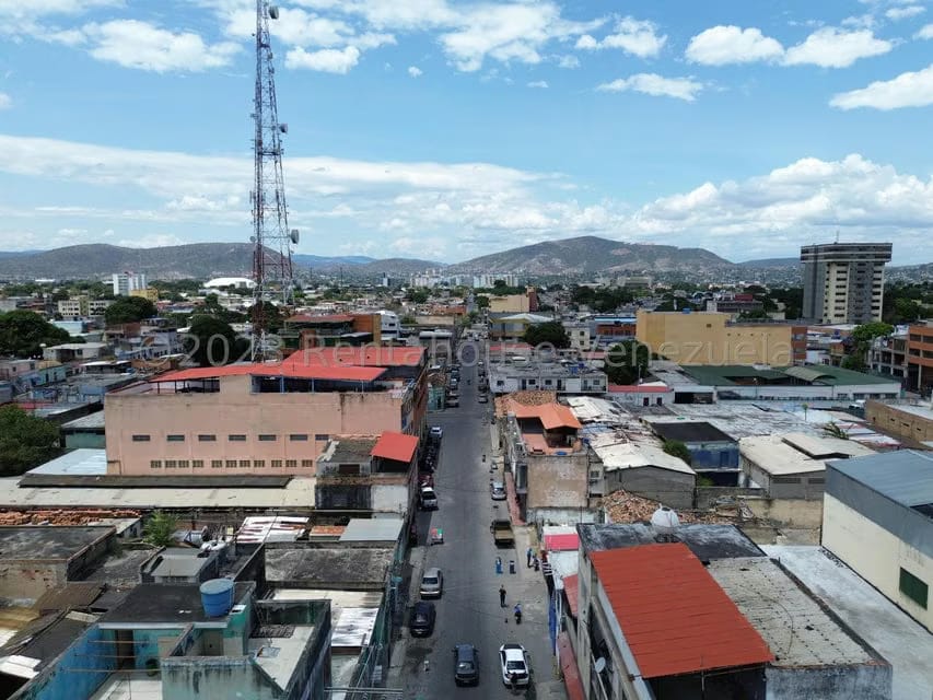Comercial (Local Comercial) en Venta en Centro, Lara - 36