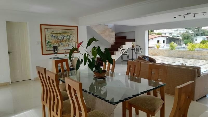 Casa en Venta - Cumbres de Curumo - Baruta - Estado Miranda - 4