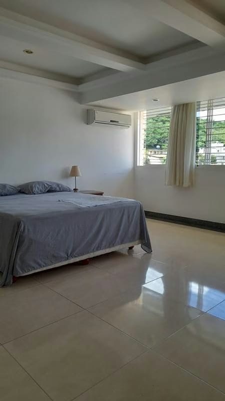 Casa en Venta - Cumbres de Curumo - Baruta - Estado Miranda - 9