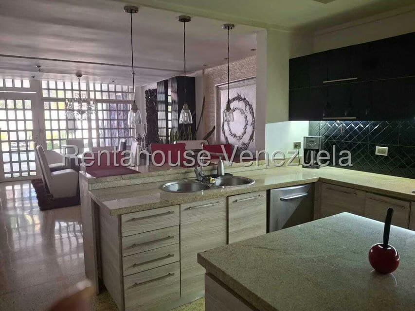 Townhouse (1 Nivel) en Venta en Lago Mar Beach, Zulia - 45