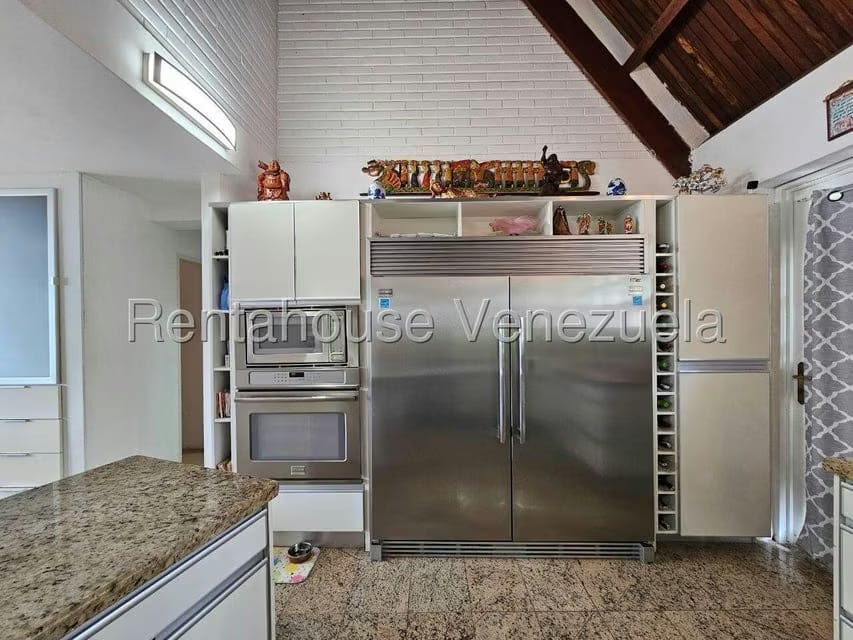 Casa (Duplex) en Venta en Los Guayabitos, Distrito Metropolitano - 24